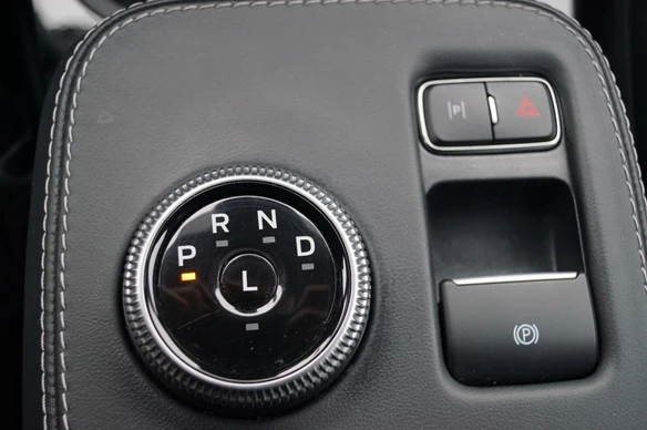 Ford Mustang Mach-E - Afbeelding 17 van 30