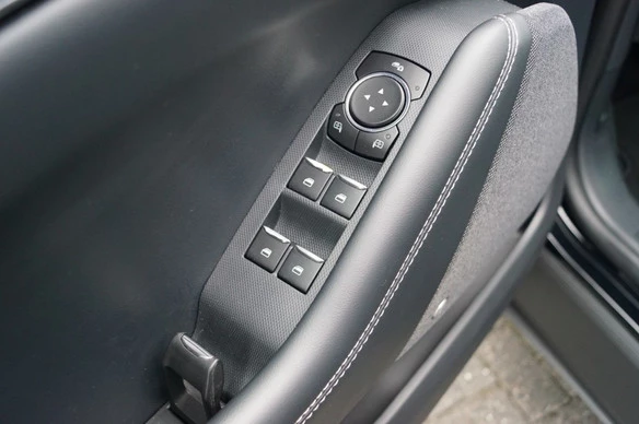 Ford Mustang Mach-E - Afbeelding 24 van 30