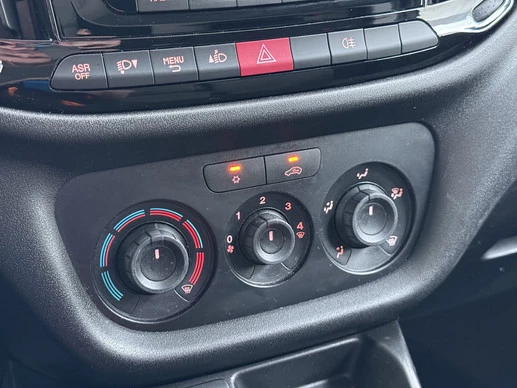 Fiat Doblò - Afbeelding 25 van 30