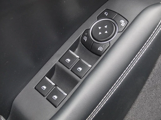 Ford Mustang Mach-E - Afbeelding 22 van 30