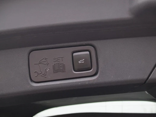 Ford Mustang Mach-E - Afbeelding 29 van 30