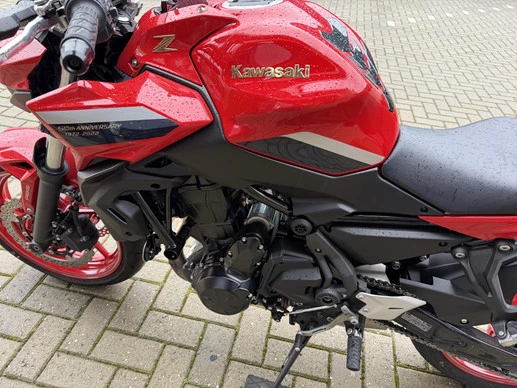 Kawasaki Z650 - Afbeelding 13 van 18