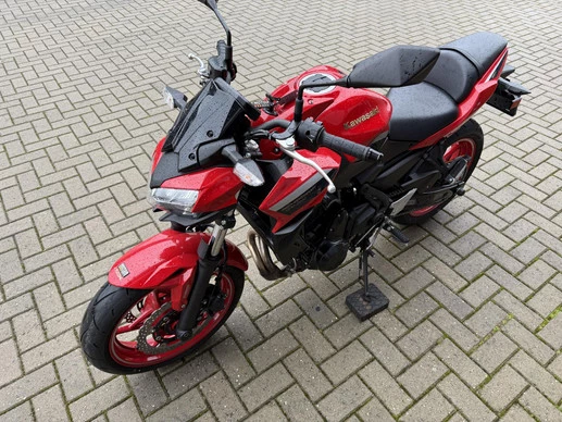 Kawasaki Z650 - Afbeelding 14 van 18