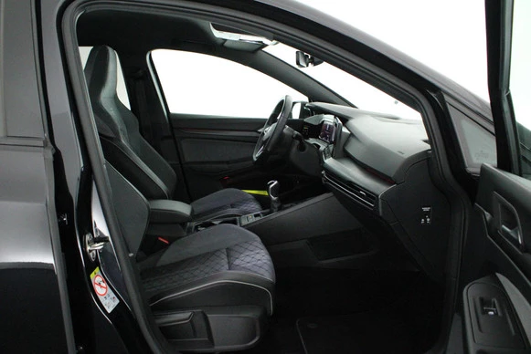 Volkswagen Golf - Afbeelding 14 van 30