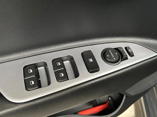 Kia Rio - Afbeelding 12 van 29