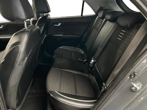 Kia Rio - Afbeelding 24 van 29
