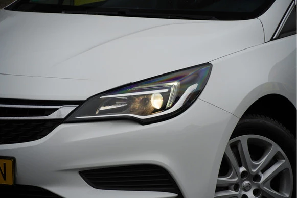 Opel Astra - Afbeelding 4 van 8