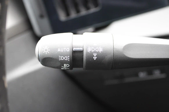 Opel Astra - Afbeelding 25 van 30