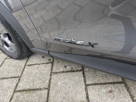 Ford Mustang Mach-E - Afbeelding 6 van 24