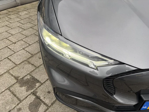 Ford Mustang Mach-E - Afbeelding 9 van 24