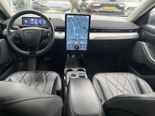 Ford Mustang Mach-E - Afbeelding 11 van 24