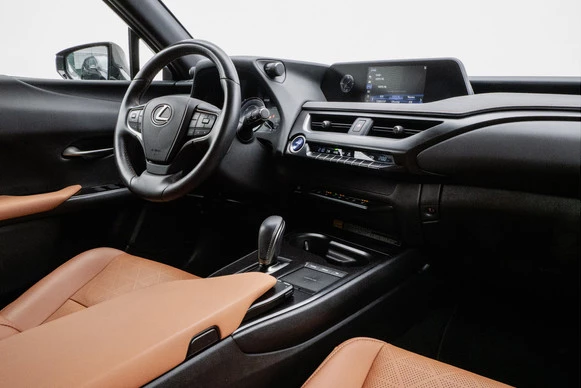 Lexus UX - Afbeelding 3 van 30