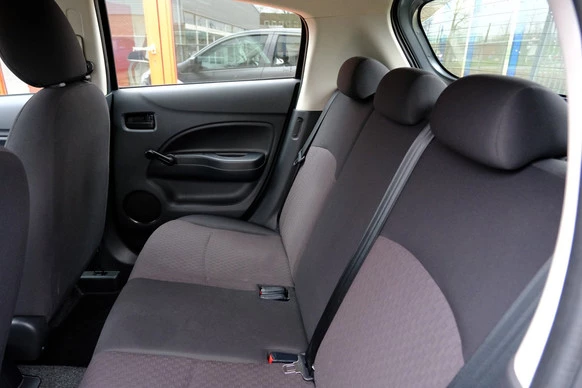 Mitsubishi Space Star - Afbeelding 19 van 27