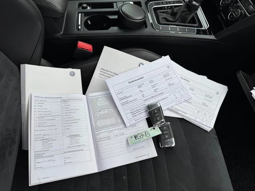 Volkswagen Passat - Afbeelding 14 van 21