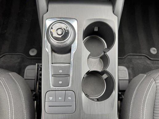 Ford Kuga - Afbeelding 27 van 30