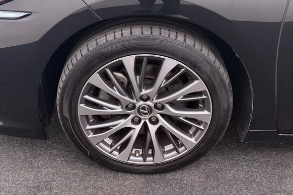 Lexus ES - Afbeelding 7 van 30