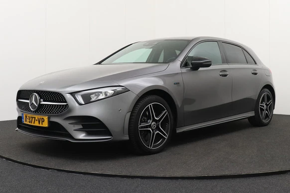 Mercedes-Benz A-Klasse - Afbeelding 1 van 30