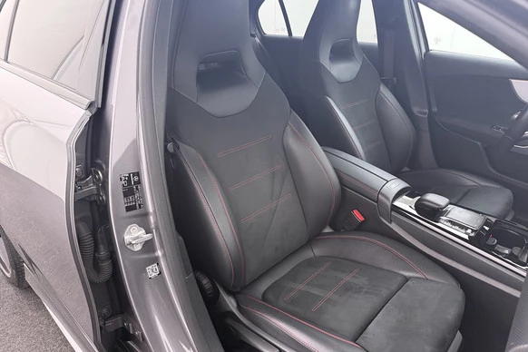 Mercedes-Benz A-Klasse - Afbeelding 14 van 30