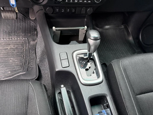 Toyota Hilux - Afbeelding 12 van 30