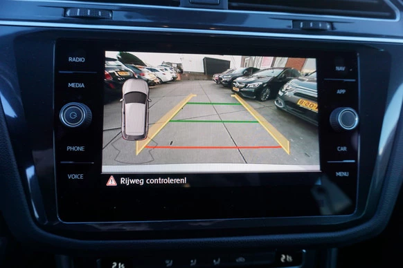 Volkswagen Tiguan - Afbeelding 15 van 23