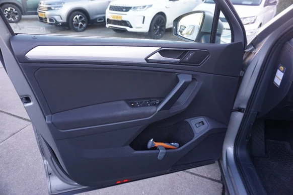 Volkswagen Tiguan - Afbeelding 21 van 23