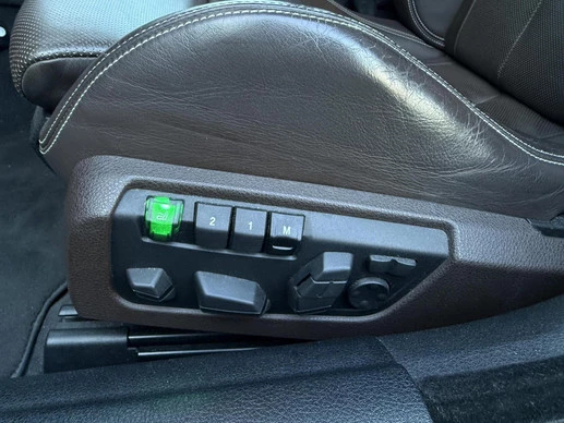 BMW M6 - Afbeelding 28 van 30