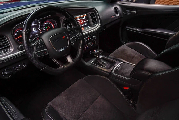 Dodge Charger - Afbeelding 13 van 30