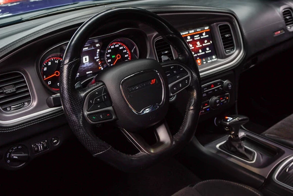 Dodge Charger - Afbeelding 14 van 30