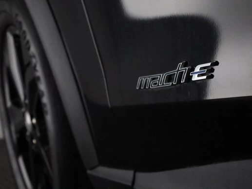 Ford Mustang Mach-E - Afbeelding 28 van 30