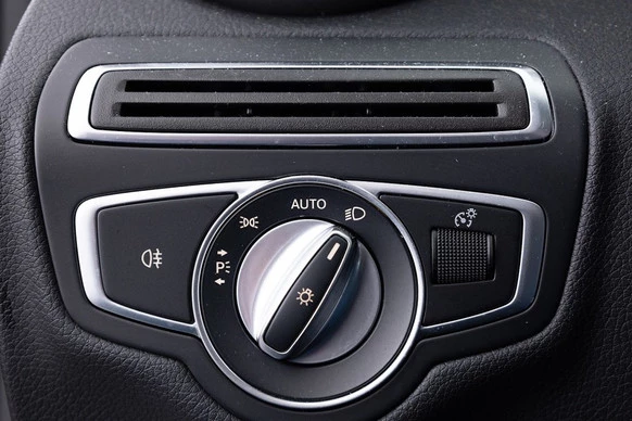 Mercedes-Benz C-Klasse - Afbeelding 12 van 30