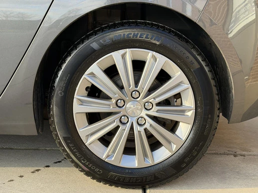 Peugeot 308 - Afbeelding 27 van 30