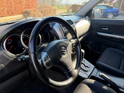 Suzuki Grand Vitara - Afbeelding 24 van 29