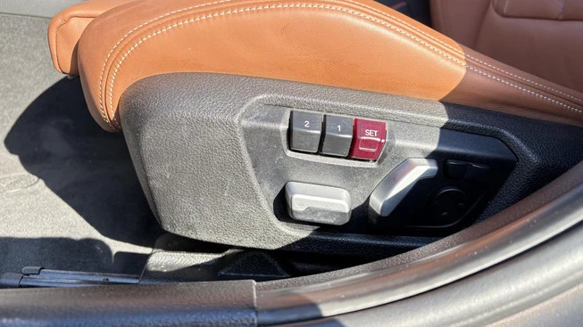 BMW 3 Serie - Afbeelding 16 van 30