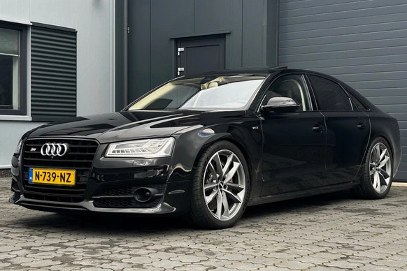 Audi S8 - Afbeelding 1 van 30