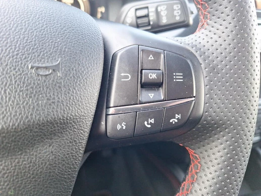 Ford Kuga - Afbeelding 13 van 30