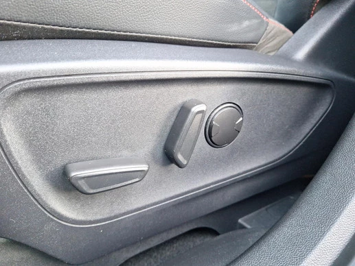 Ford Kuga - Afbeelding 16 van 30