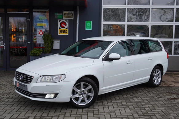 Volvo V70 - Afbeelding 1 van 30