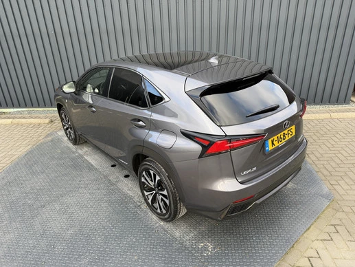 Lexus NX - Afbeelding 13 van 30