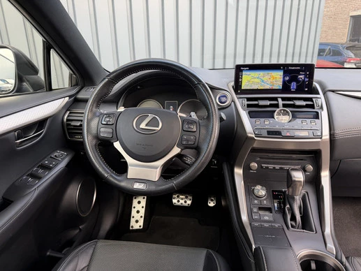 Lexus NX - Afbeelding 16 van 30