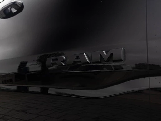 Dodge Ram 1500 - Afbeelding 25 van 30