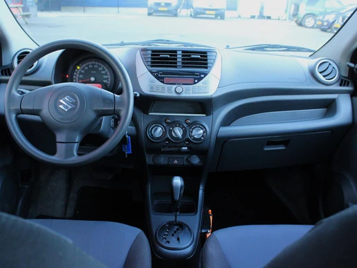 Suzuki Alto - Afbeelding 15 van 29