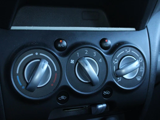 Suzuki Alto - Afbeelding 17 van 29