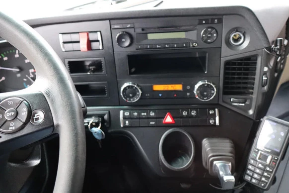 Mercedes-Benz Actros - Afbeelding 20 van 26