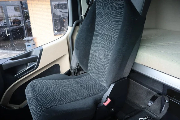 Mercedes-Benz Actros - Afbeelding 25 van 26