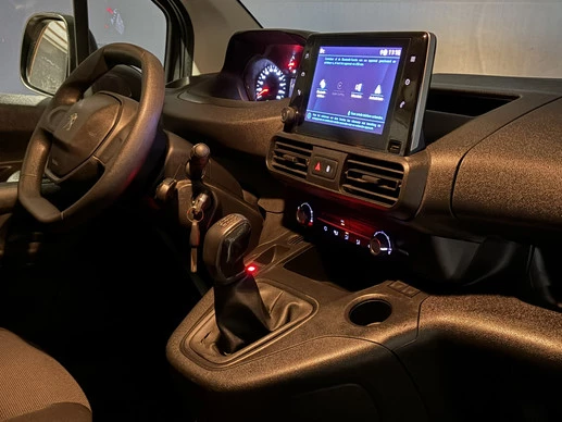 Peugeot Partner - Afbeelding 13 van 19