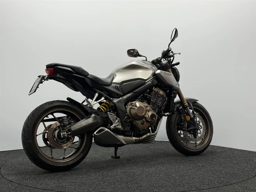 Honda CB 650 - Afbeelding 16 van 17