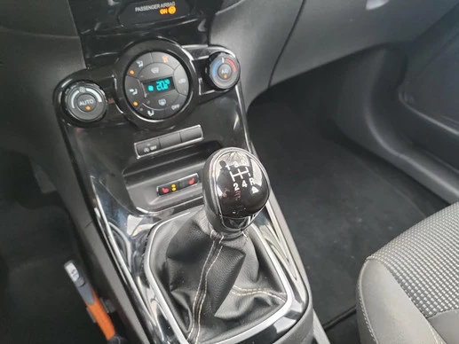 Ford Fiesta - Afbeelding 24 van 29