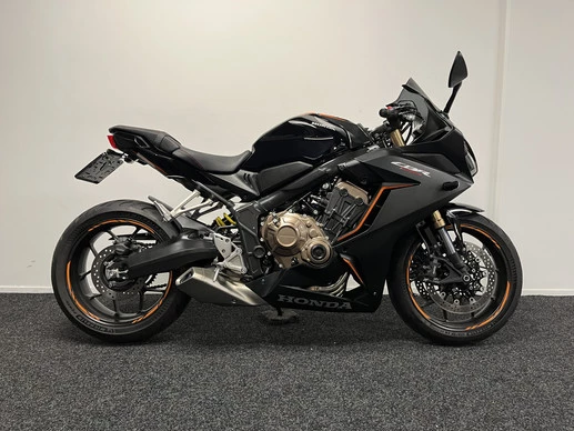 Honda CBR 650 - Afbeelding 1 van 22