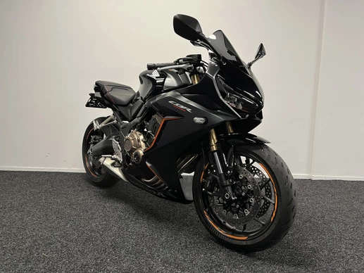 Honda CBR 650 - Afbeelding 12 van 22