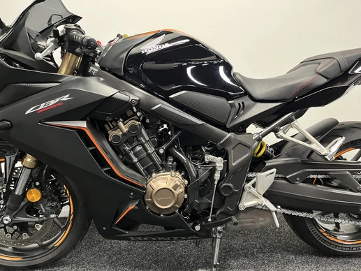 Honda CBR 650 - Afbeelding 17 van 22